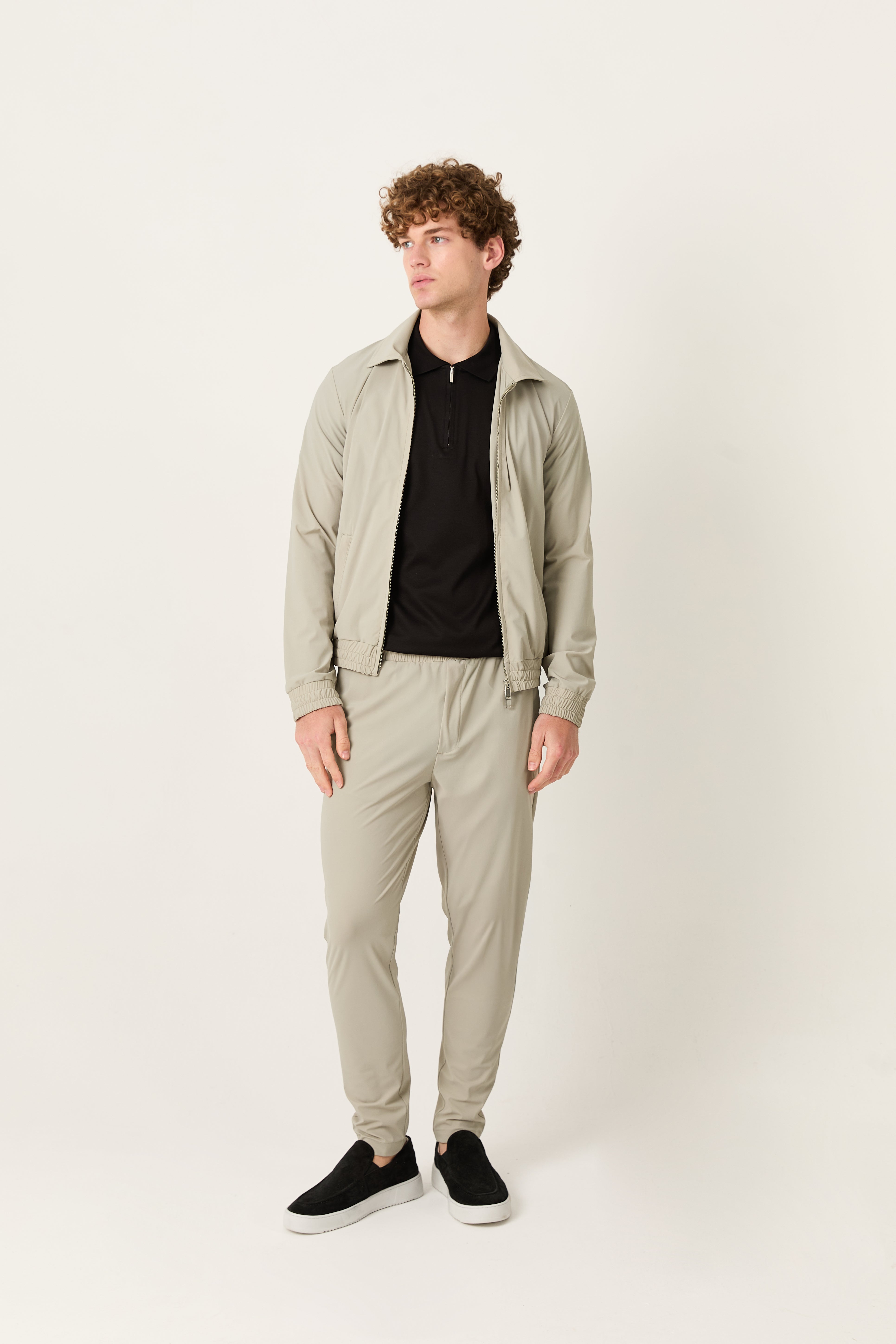 Cavalletta Sand Tech Tracksuit – Marfil Edition