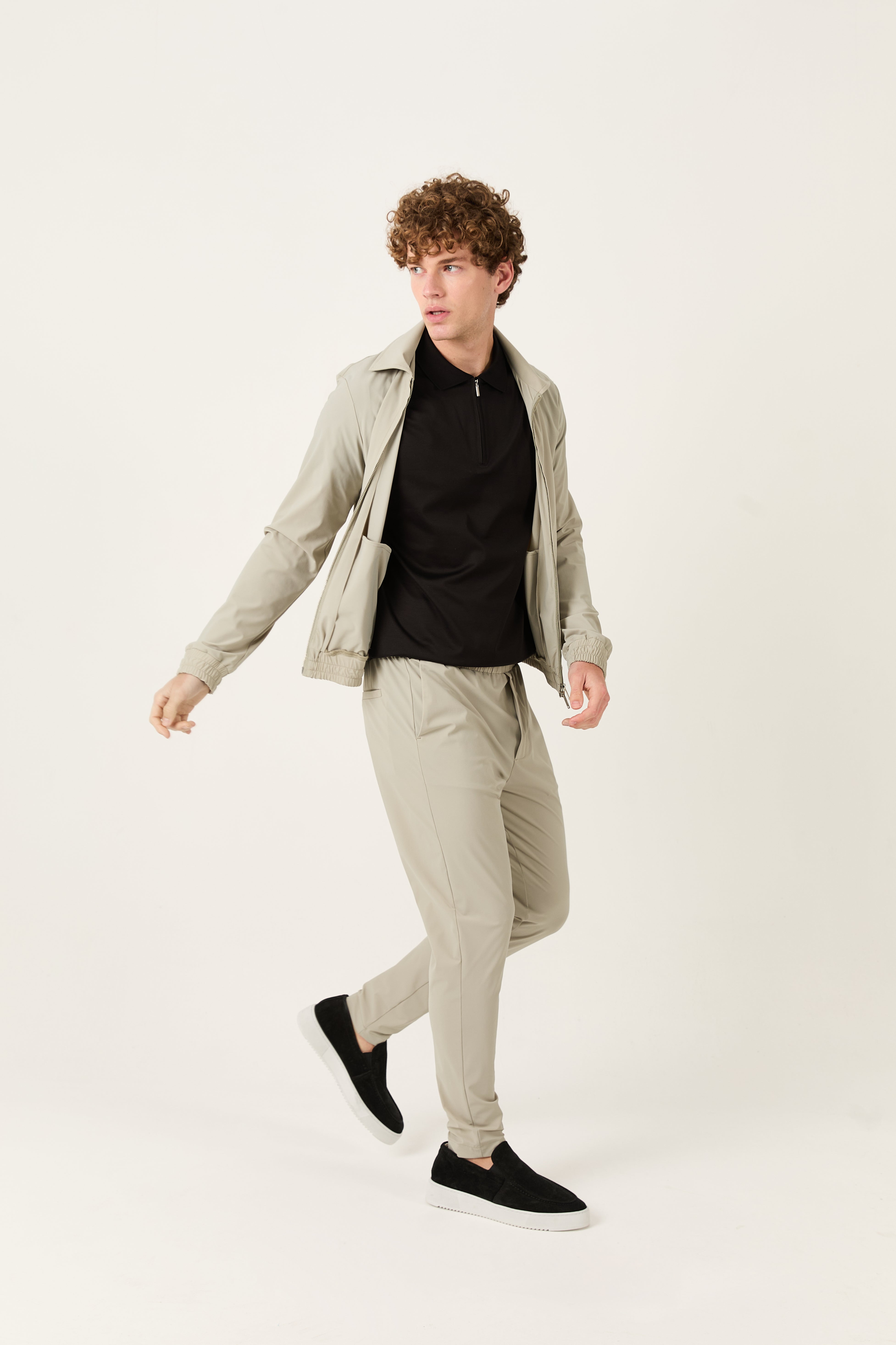 Cavalletta Sand Tech Tracksuit – Marfil Edition